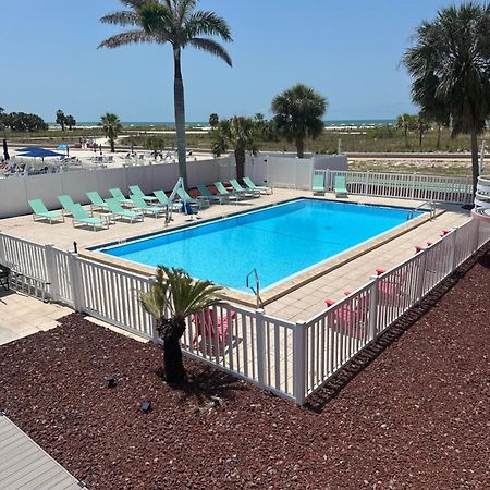 Arvilla Resort St. Pete Beach Exterior foto
