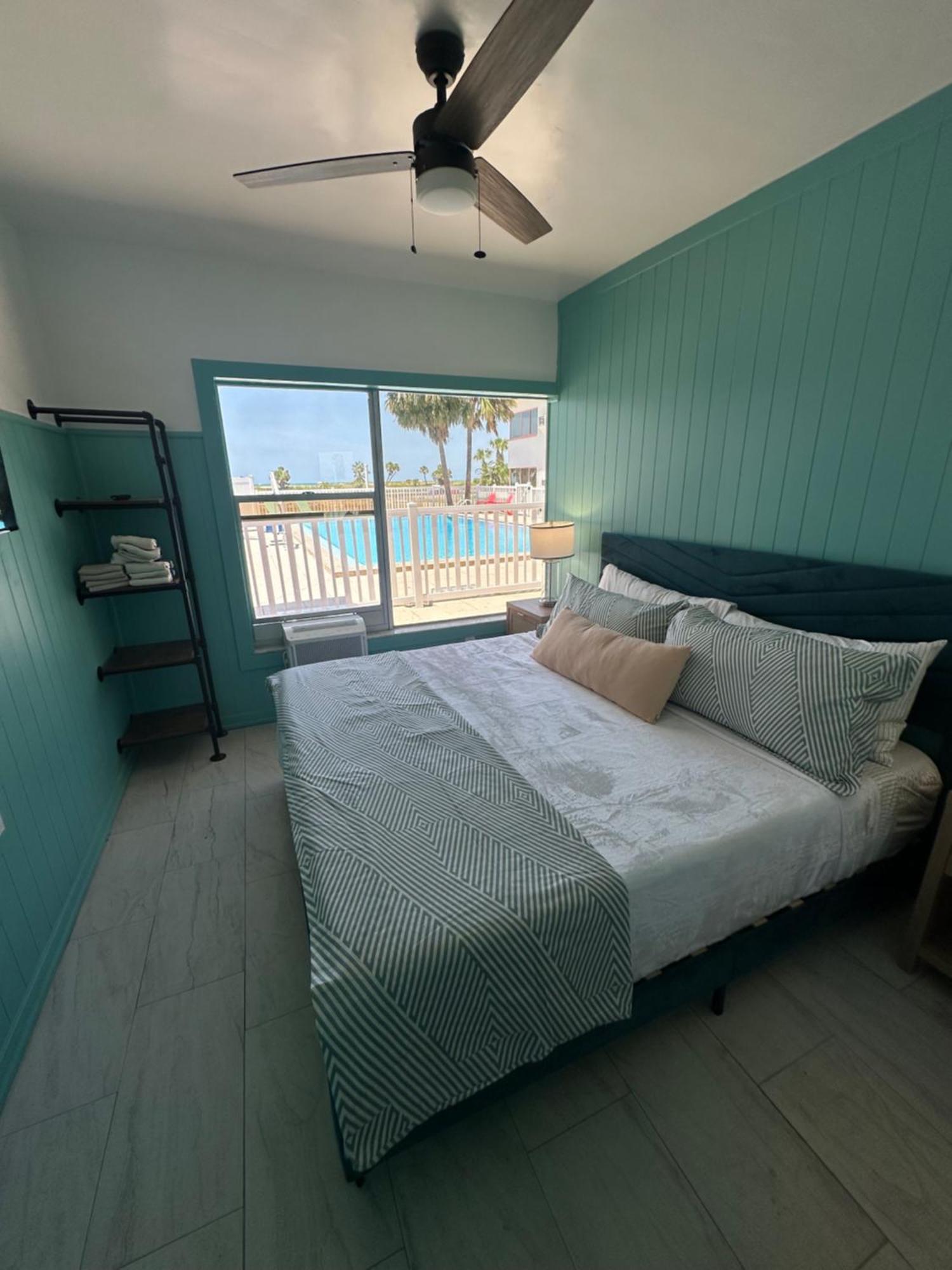 Arvilla Resort St. Pete Beach Exterior foto