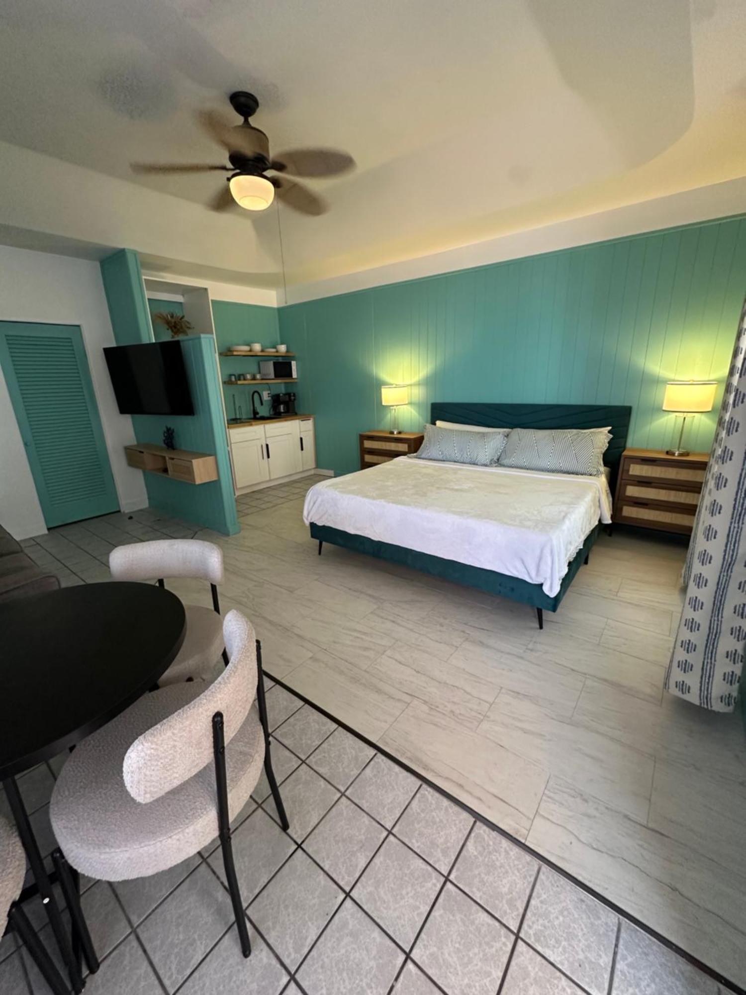 Arvilla Resort St. Pete Beach Exterior foto